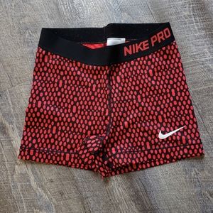 Nike Pro shorts | Size S